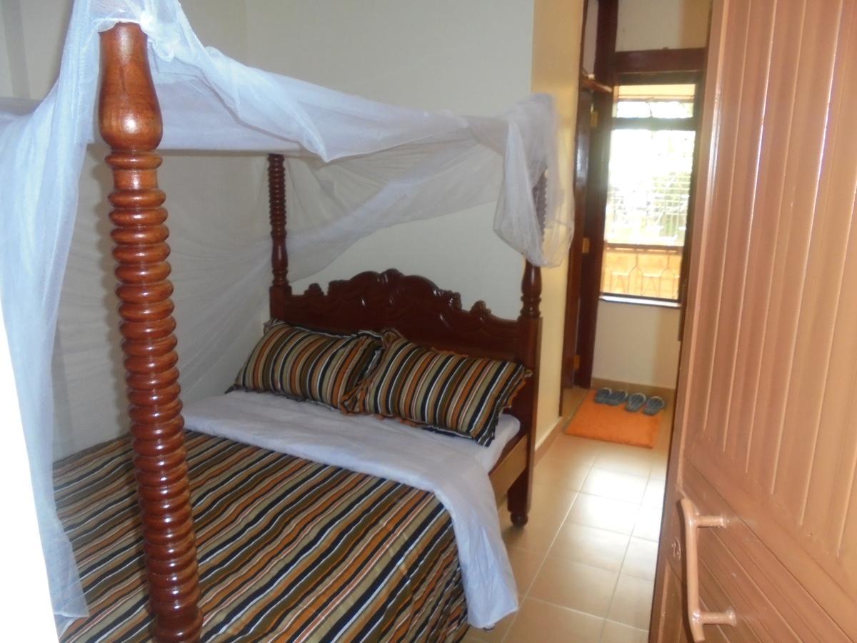 Upperhill Blueberry Hotel Найроби Екстериор снимка