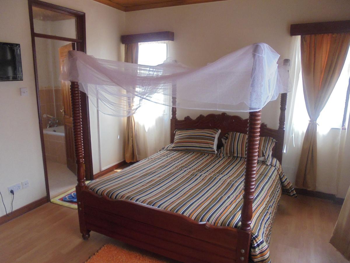Upperhill Blueberry Hotel Найроби Екстериор снимка