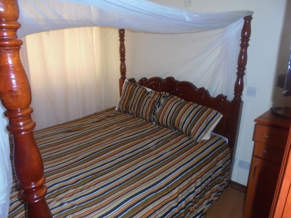 Upperhill Blueberry Hotel Найроби Екстериор снимка