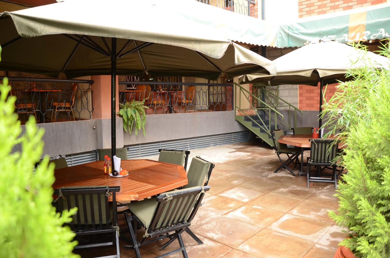 Upperhill Blueberry Hotel Найроби Екстериор снимка