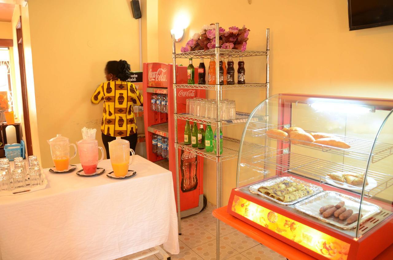 Upperhill Blueberry Hotel Найроби Екстериор снимка