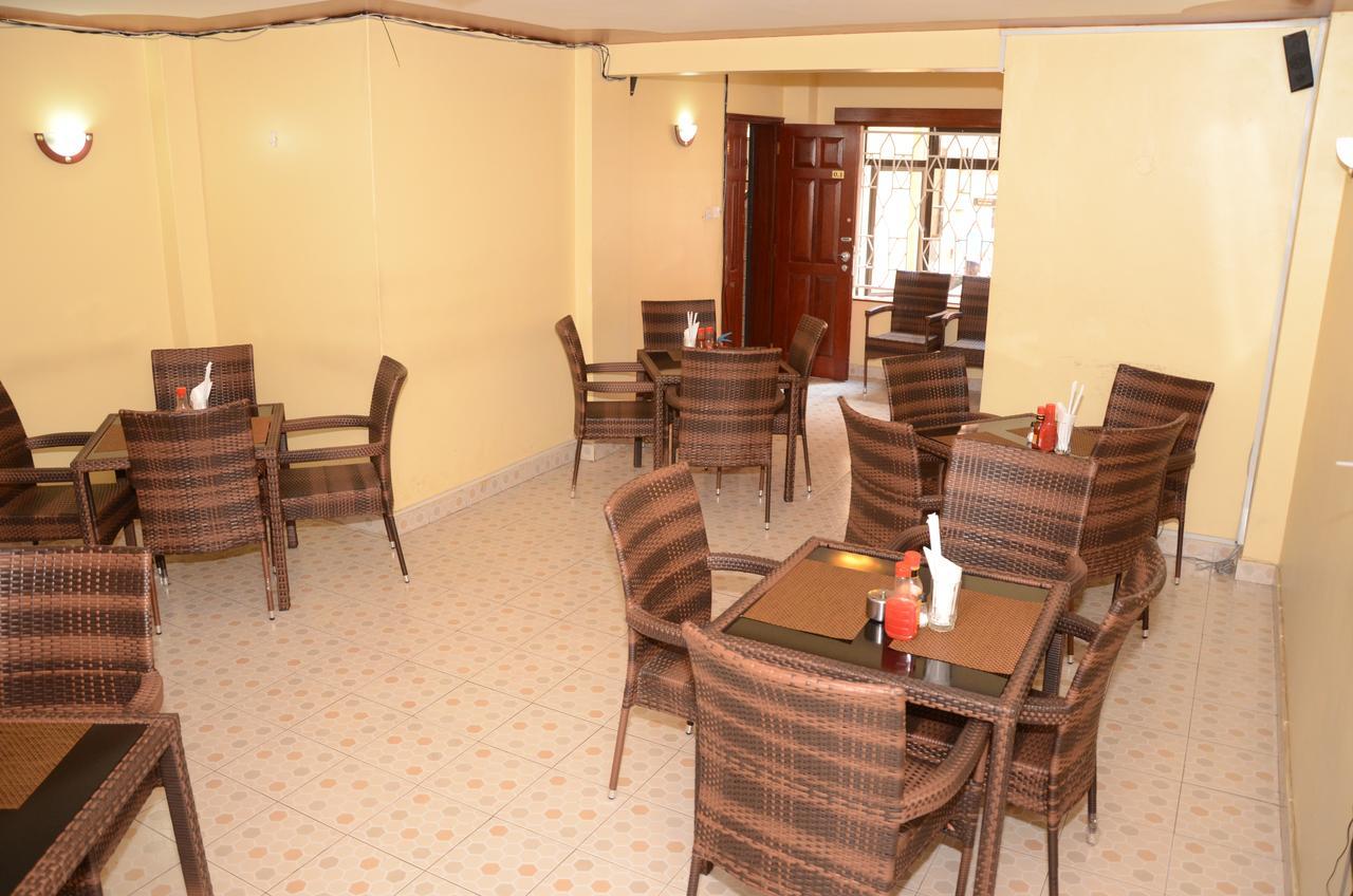Upperhill Blueberry Hotel Найроби Екстериор снимка