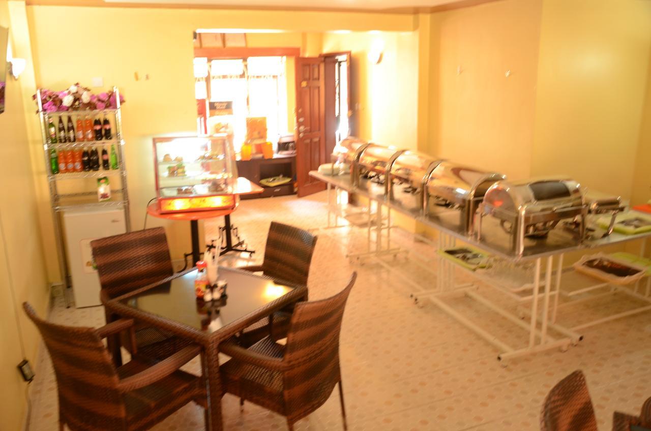 Upperhill Blueberry Hotel Найроби Екстериор снимка