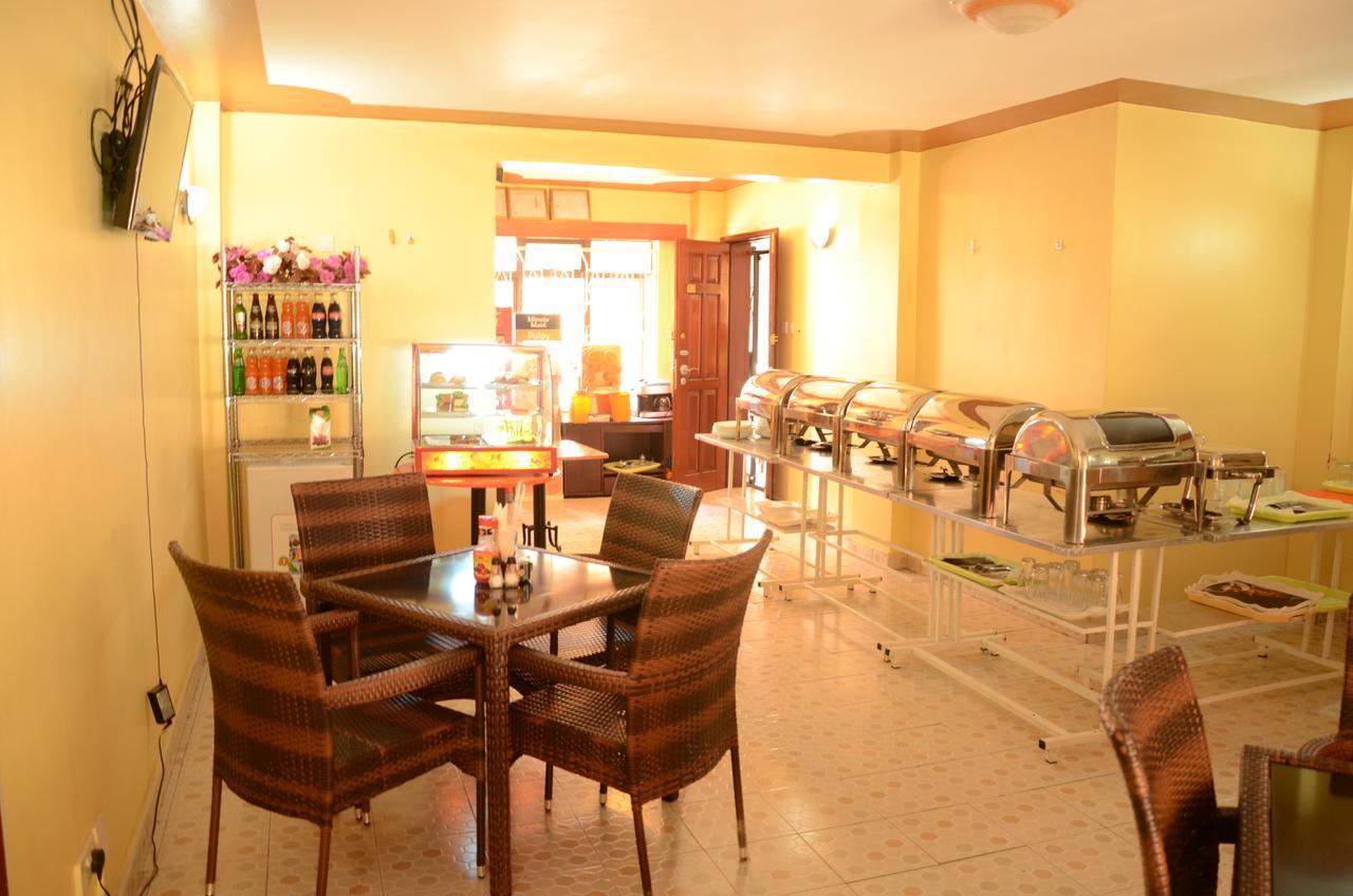 Upperhill Blueberry Hotel Найроби Екстериор снимка