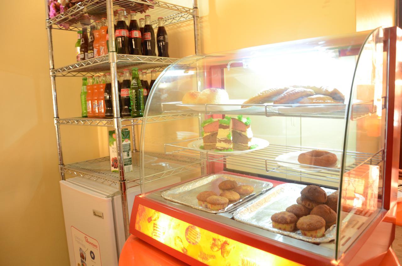 Upperhill Blueberry Hotel Найроби Екстериор снимка
