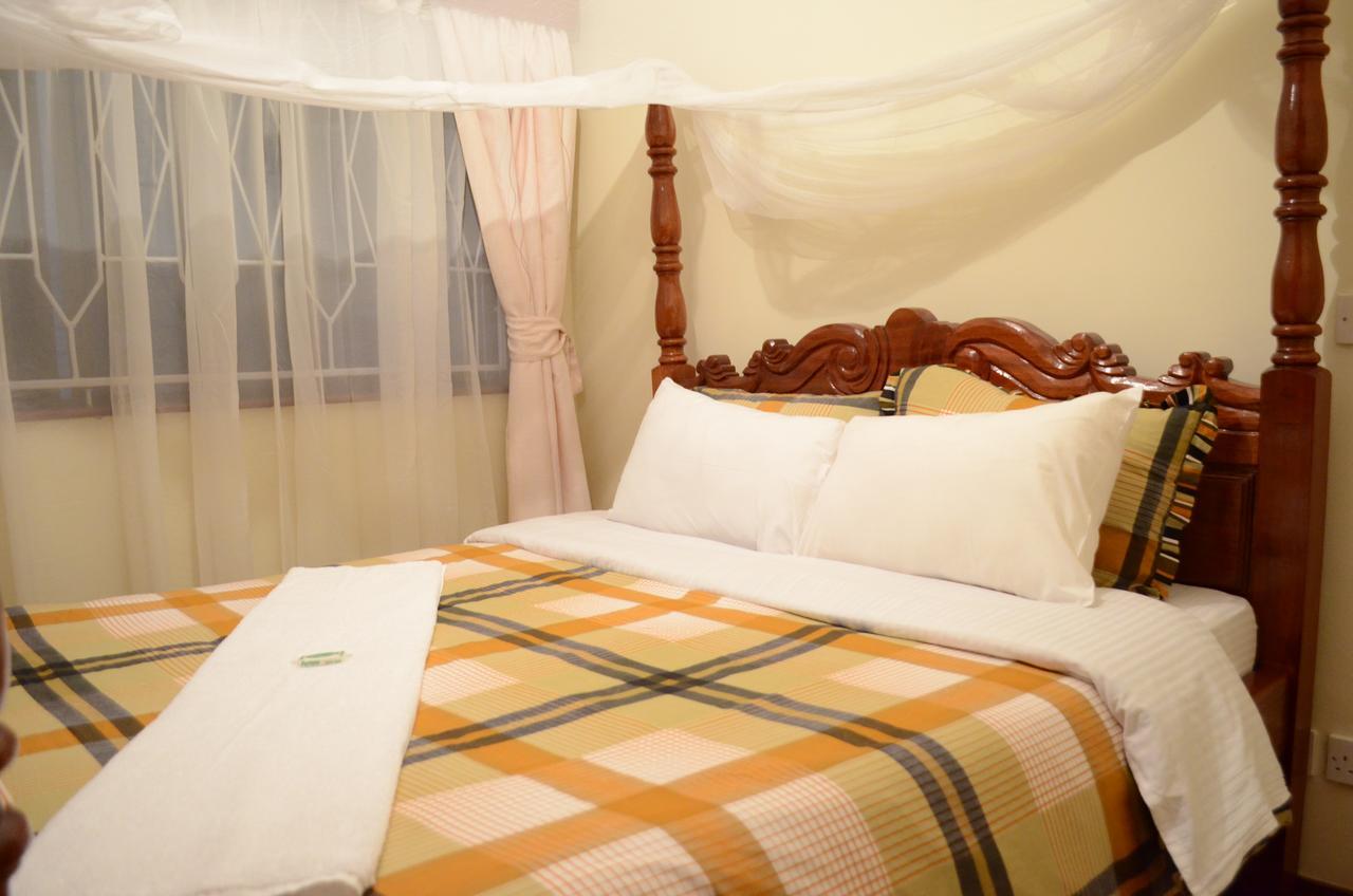 Upperhill Blueberry Hotel Найроби Екстериор снимка