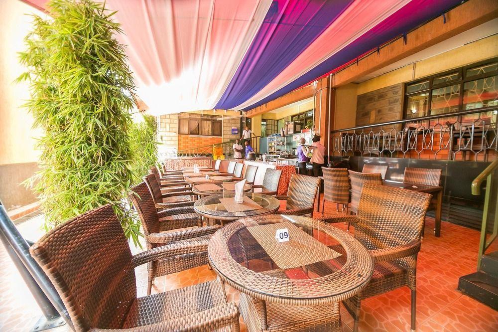 Upperhill Blueberry Hotel Найроби Екстериор снимка